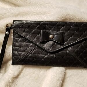 Black Clutch